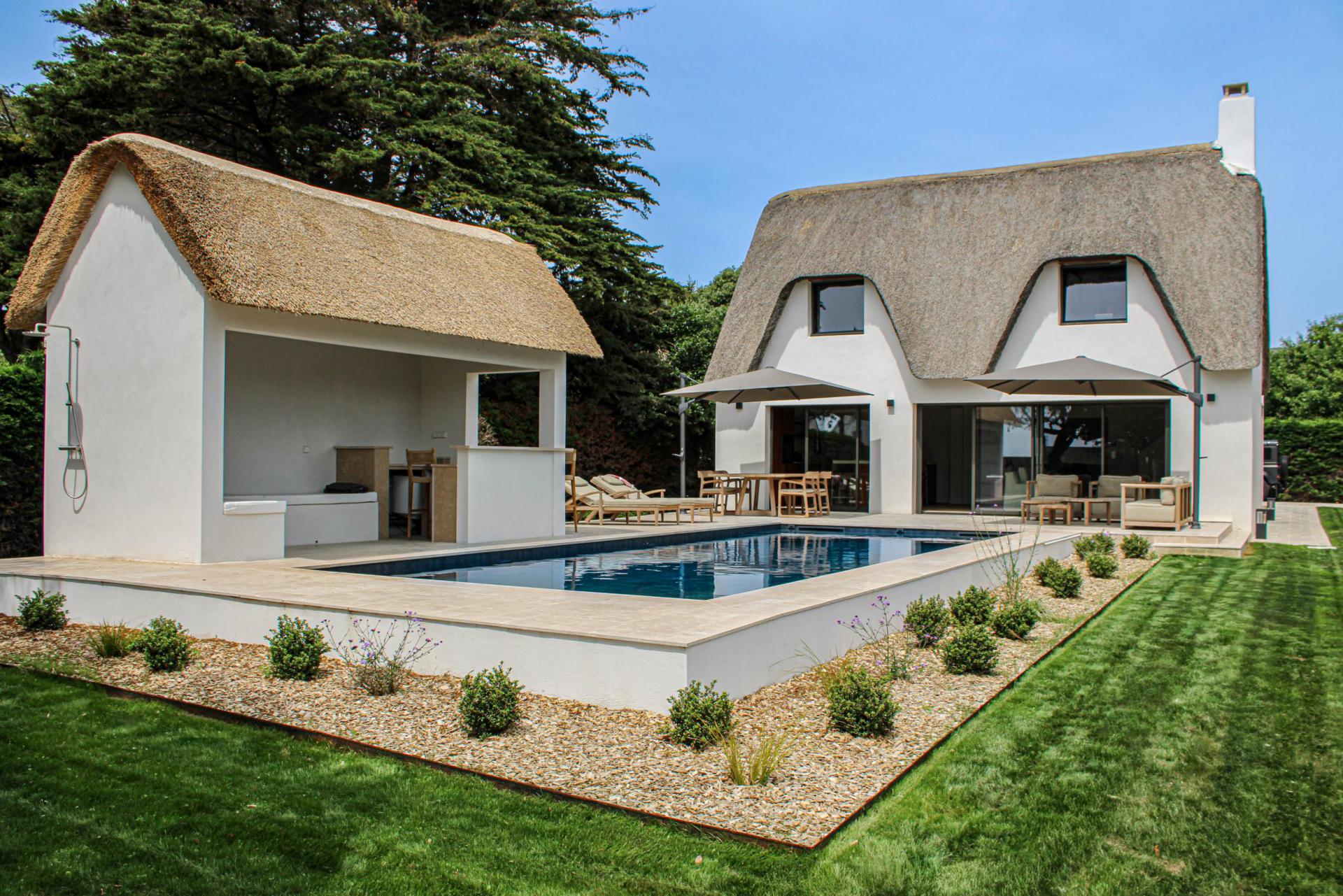 PHOTO MAISON AVEC PISCINE 