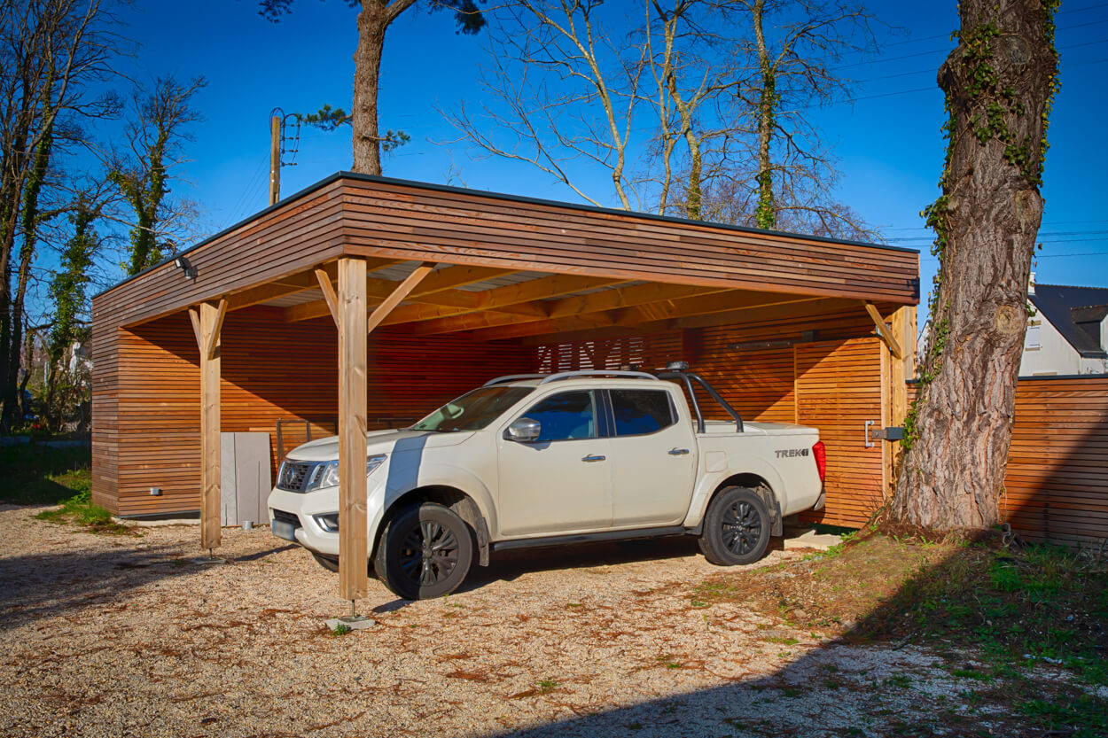 CARPORT