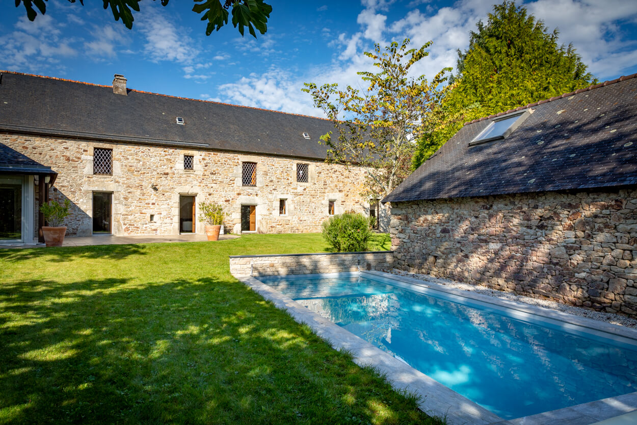 Réalisation d'une piscine dans le secteur de Saint-Avé