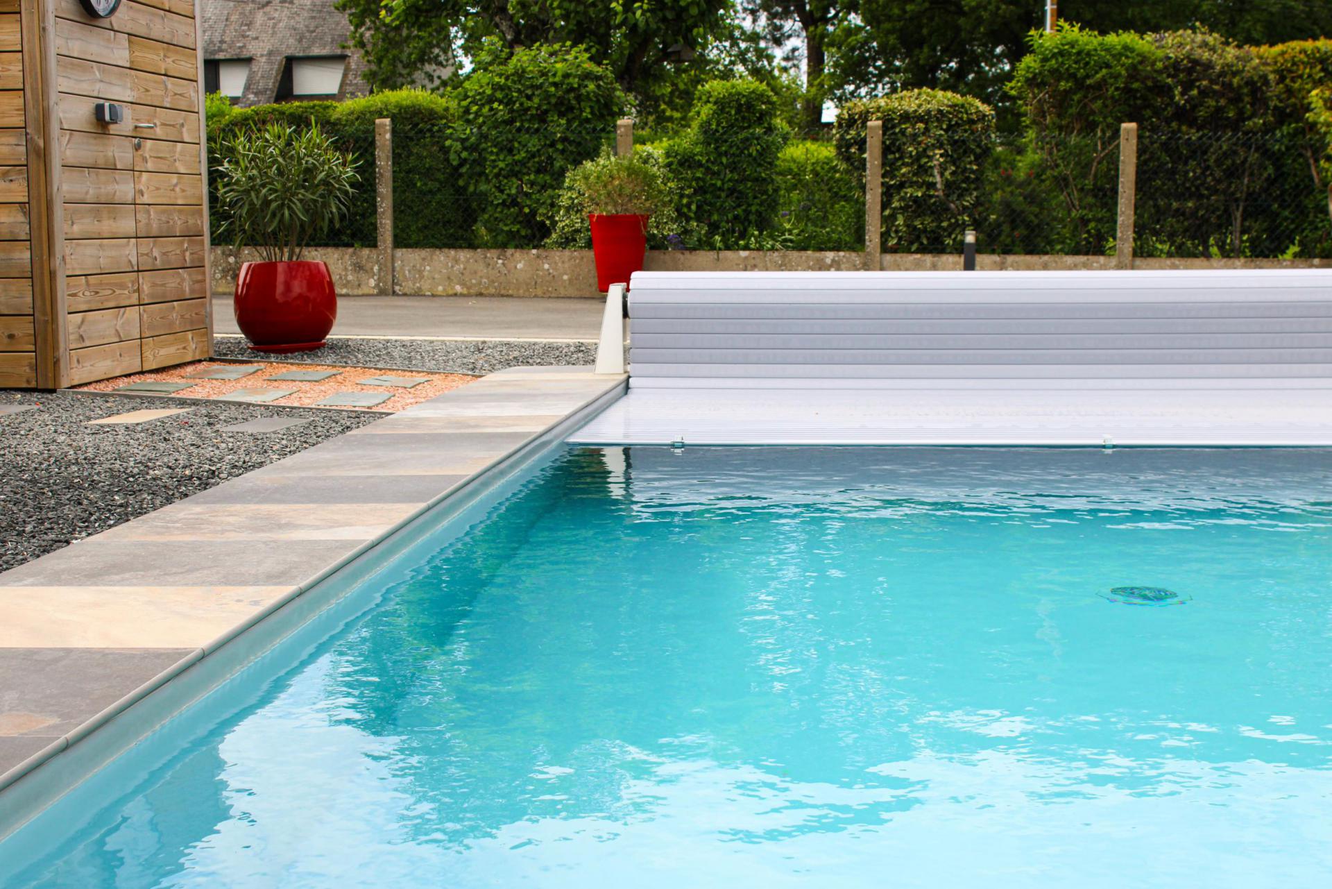 PISCINE 8 x 4m, SAINT-JACUT-LES-PINS, MORBIHAN PAR DAVID PAYSAGE